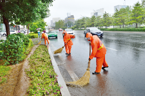 今天是环卫工人节 向城市美容师致敬