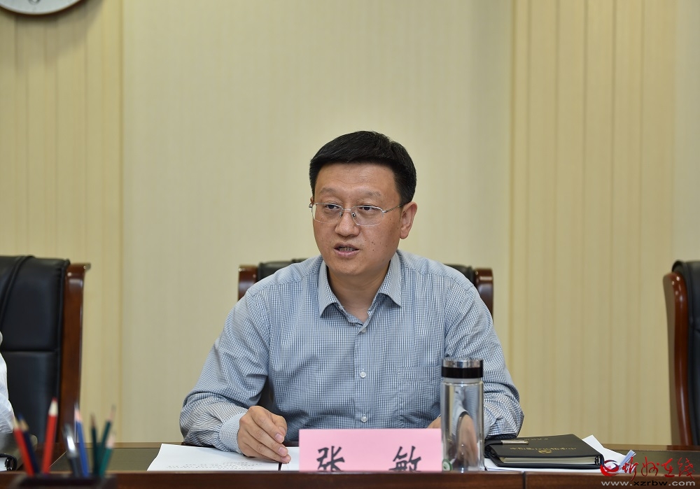 朱晓东在中央和省博士服务团成员工作座谈会上强调